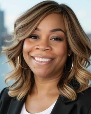 Photo of Qiana Webb, Psychiatric Nurse Practitioner, MSN, PMHNP, APRNNP