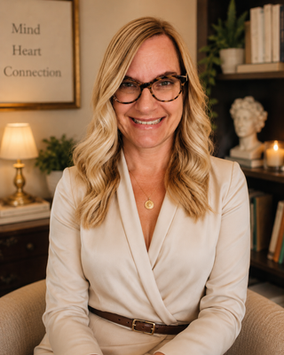 Photo of Kelly Harris, Marriage & Family Therapist, LPC, LMFT, AASECT