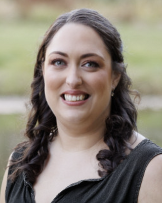 Photo of Ali Pierce - Healing Matters Counseling Center, Clinical Social Work/Therapist, MSW, LICSW