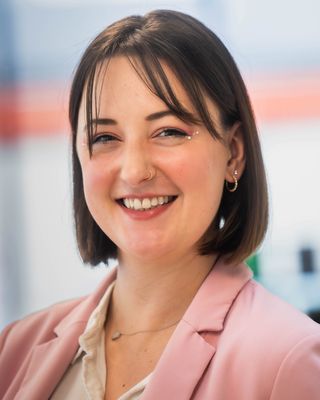 Photo of Abigail Dinn - Trace and Tend Therapy, Registered Social Worker, MSW, RSW