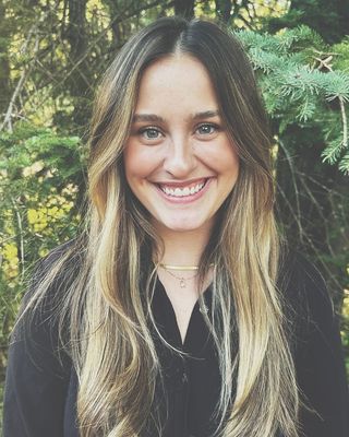 Photo of Alexis Zotti, Clinical Social Work/Therapist, MSW, LICSW