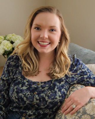 Photo of Sarah McGill, Psychologist, PhD, LP