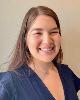 Photo of Iris Luna - Iris Luna, Trauma & Family Therapy, Clinical Social Work/Therapist, LLMSW