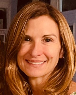 Photo of Lindsey Marie Markwood, Clinical Social Work/Therapist, MSW, LICSW, LCSW
