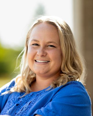 Photo of Megan Minniear, Counselor, LMHCA