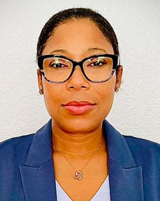 Photo of Stephanie Fignole, Psychiatric Nurse Practitioner, DNP, PMHNP, -BC