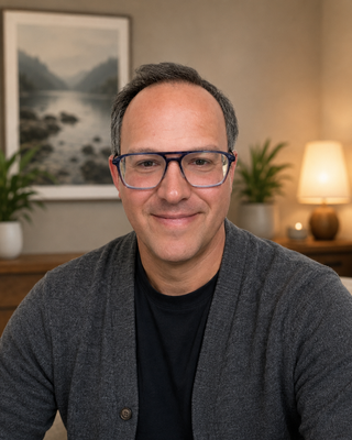 Photo of Nol Feldman, Registered Psychotherapist (Qualifying), MACP