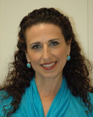 Photo of Lina Kaplan, PsyD, Psychologist