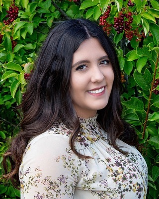 Photo of Lindsay Savard, Clinical Social Work/Therapist in Cochrane, AB
