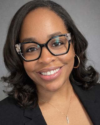 Photo of Se'ara Davis, Licensed Professional Counselor, LPC