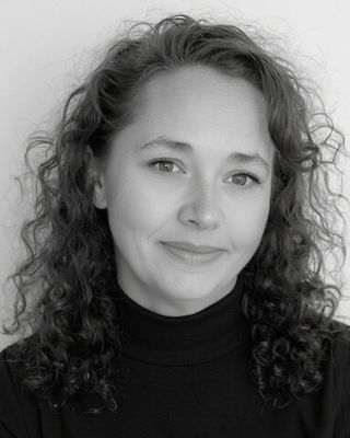 Photo of Kim Shathia, Licensed Professional Counselor, LPCC