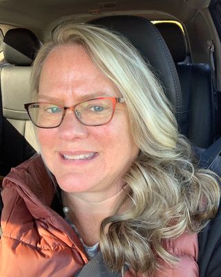 Photo of Leigh Bostic, Clinical Social Work/Therapist, MSW, LISW-CP