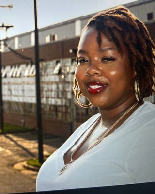 Photo of Sesaney Green - Sesaney G (SesCare Therpeautic&Wellness Services) , Clinical Social Work/Therapist, LCSW