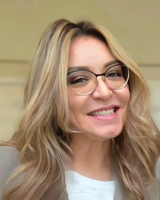 Photo of Enid Garcia, Marriage & Family Therapist, LMFT