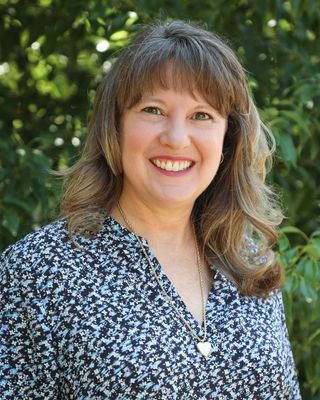 Photo of Jennifer Prior, Pre-Licensed Professional, RMHCI