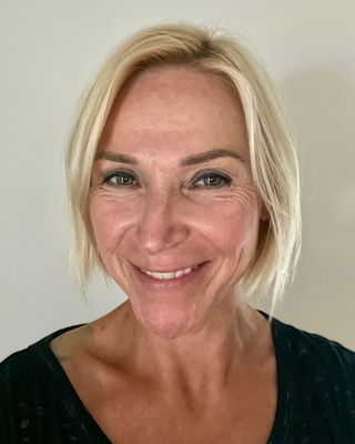Photo of Annie Isenberg, Clinical Social Work/Therapist, LCSW, LICSW