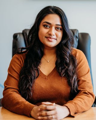 Photo of Saranyaa Sarvananthan, Registered Psychotherapist, RP, AWCCA, BSc