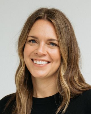 Photo of Lauren Dobbs, Psychologist, PhD
