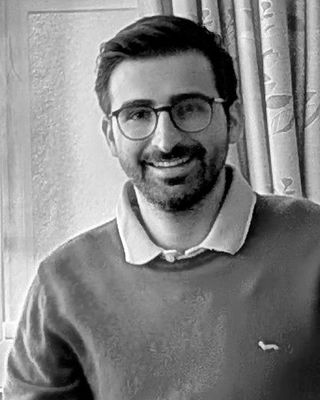 Photo of Alexander Donnaloja, Psychotherapist, MBABCP