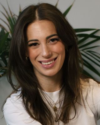 Photo of Arielle Cohen Gould, Registered Social Worker, BSW, MSW, RSW