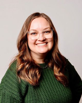 Photo of Laura Parry, Clinical Social Work/Therapist, MSW, LCSW
