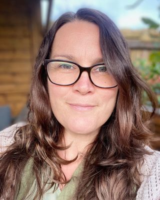 Photo of Victoria Mary Malin, Psychotherapist, MBACP