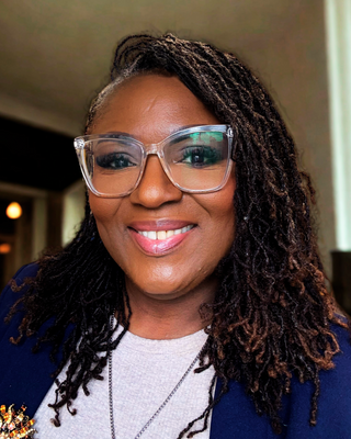 Photo of Seinah Isaacs, Clinical Social Work/Therapist, LSSW, LICSW