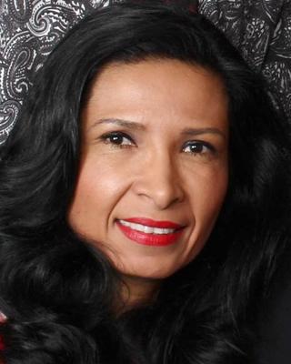 Photo of Janet Urquizu, Psychologist in Los Angeles County, CA