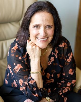 Photo of Harriet Achtentuch, Clinical Social Work/Therapist, LCSW