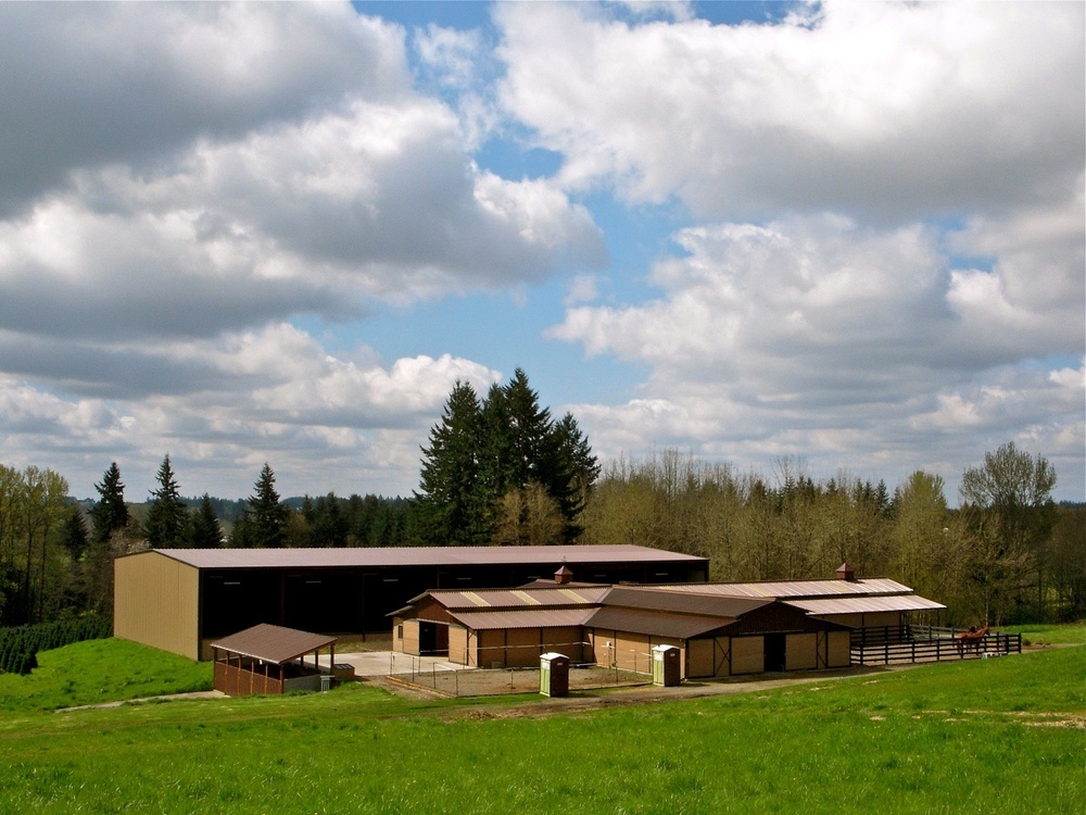 Gallery Photo of Heron Hill Barn and Arena