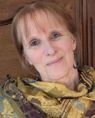 Photo of Andrea Dechamps, Counsellor, MBACP