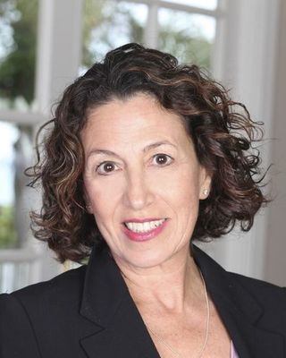 Photo of Madelyn Swed, Marriage & Family Therapist, MA, MFT