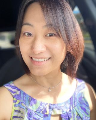 Photo of Vivian Ho, Psychotherapist, MPsych, PBANZ