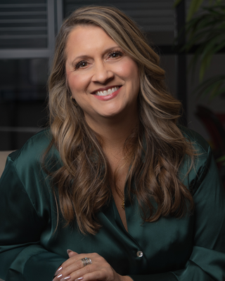 Photo of Christie Gause-Bemis, Clinical Social Work/Therapist, MSW, LCSW, CSTIP
