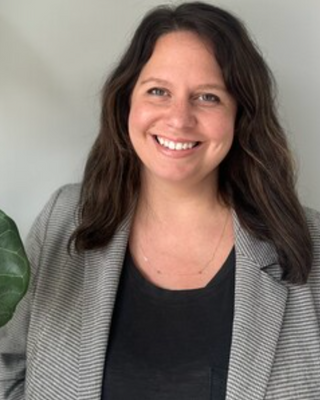 Photo of Allison Gale, Clinical Social Work/Therapist