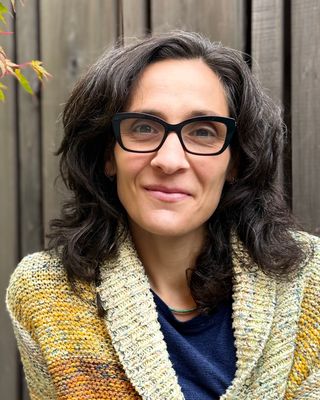 Photo of Laila Shamszad, Marriage & Family Therapist, MA, MFT