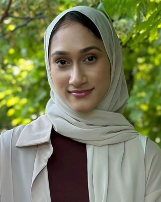 Photo of Amena Miah, LLMSW, Clinical Social Work/Therapist