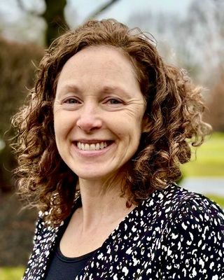 Photo of Christine Kensicki - Actualize Counseling & Nutrition, Clinical Social Work/Therapist, LICSW