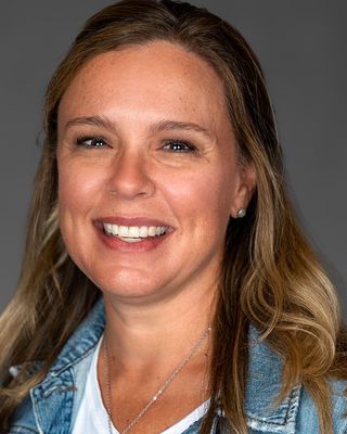 Photo of Charleen Bell, Clinical Social Work/Therapist, LCSW, ACS
