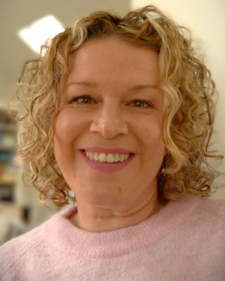 Photo of Dr Chrissie Green, Psychologist, PhD, HCPC - Clin. Psych.