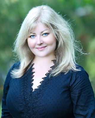 Photo of Elena Kuznetsova Gonzalez, Marriage & Family Therapist, MS, LMFT