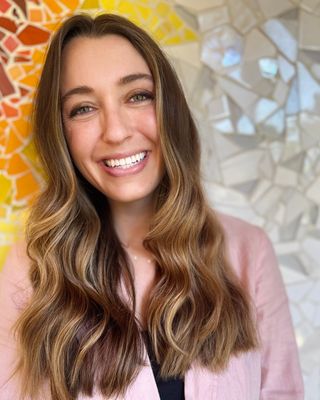 Photo of Angela Keeley, Clinical Social Work/Therapist, LICSW