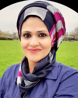 Photo of Amna Khan, Registered Psychotherapist, MS(CP), PMD, RP