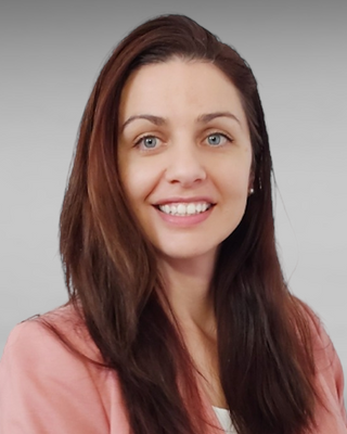 Photo of Melissa Miles, Registered Psychotherapist in Kingston, ON