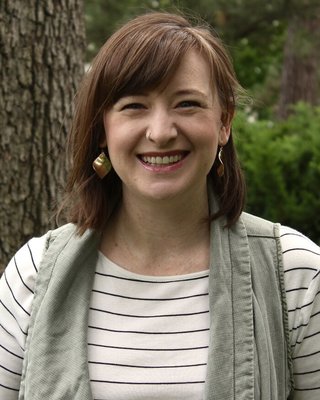 Photo of Jennifer Wainscott, Licensed Professional Counselor in Saint Louis, MO