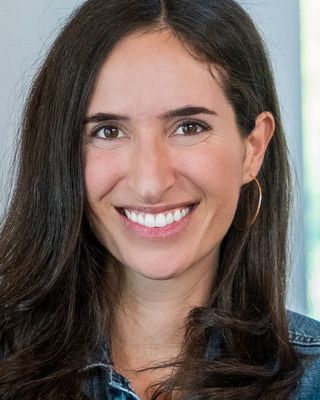 Photo of Dara Wells-Hajjar - Dara Wells-Hajjar - Expansive Therapy, Clinical Social Work/Therapist, LCSW