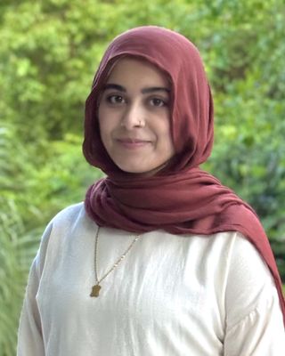 Photo of Haleemah Zulali, Associate Clinical Social Worker, ASW, PPS-C
