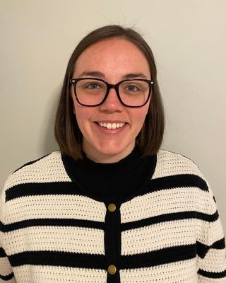 Photo of Emily Hovey, Clinical Social Work/Therapist, LICSW