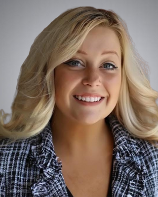 Photo of Mara Kyzer, Counselor, MA, LAPC