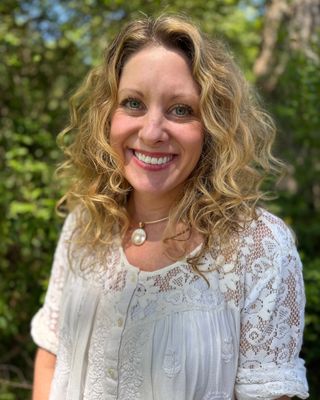 Photo of Natalie Ragland, Psychiatric Nurse Practitioner, PMHNP, DNP